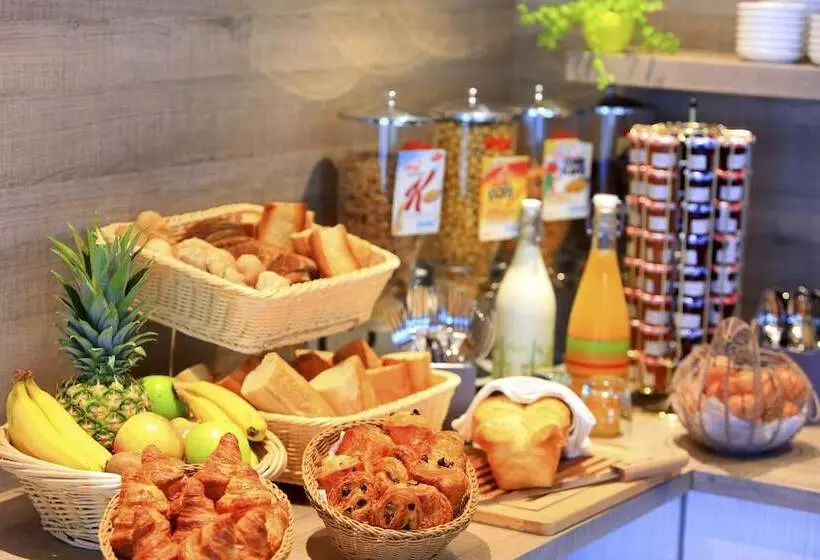 ホテル L Escale Piscine & Spa