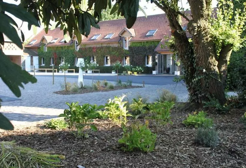 호텔 Logis Hôtel & Restaurant   Le Manoir De Gavrelle