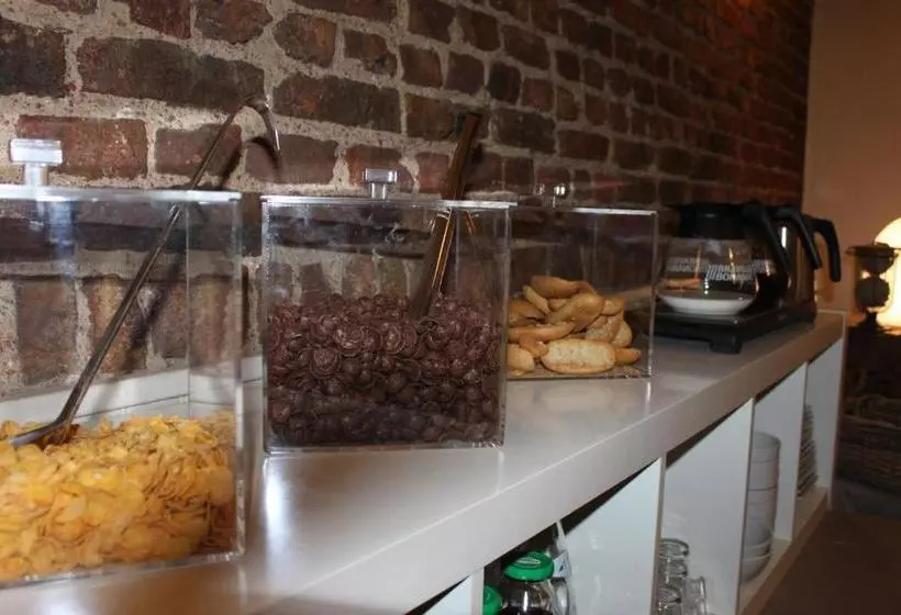 호텔 Logis Hôtel & Restaurant   Le Manoir De Gavrelle