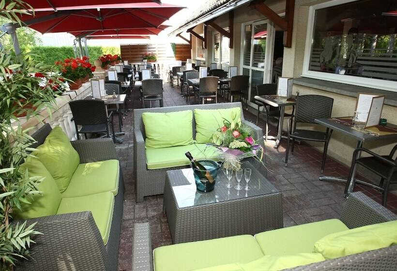 هتل Logis Bagatelle 51530 Dizy