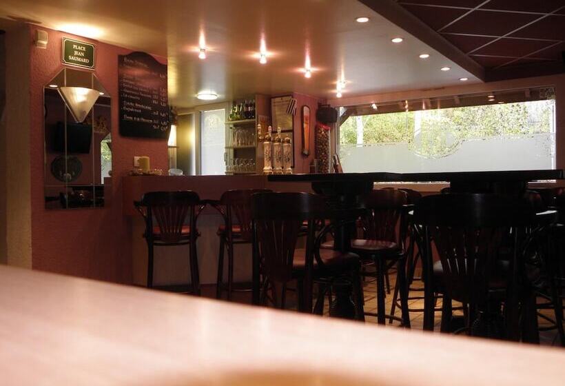 هتل Logis Bagatelle 51530 Dizy