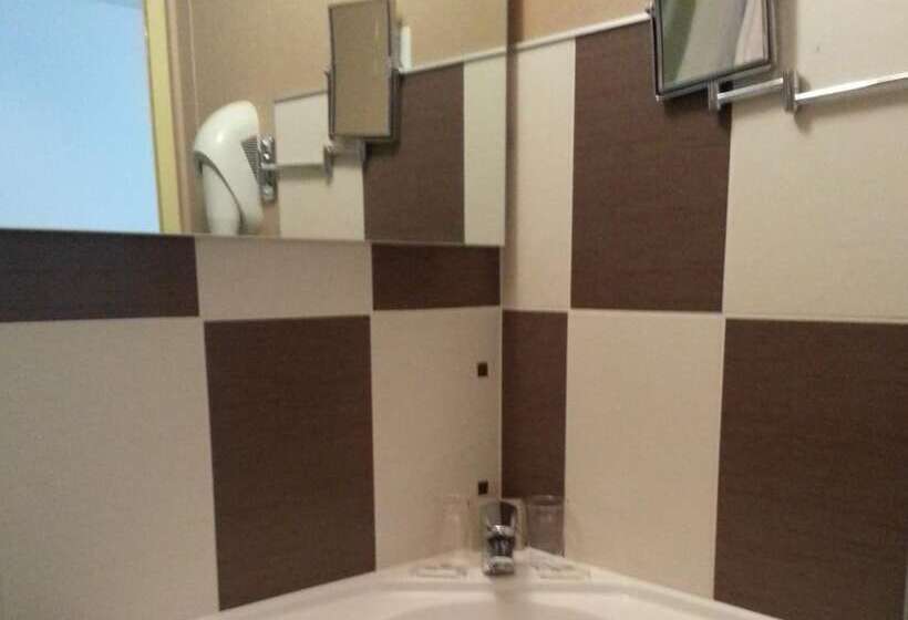 هتل Logis Bagatelle 51530 Dizy