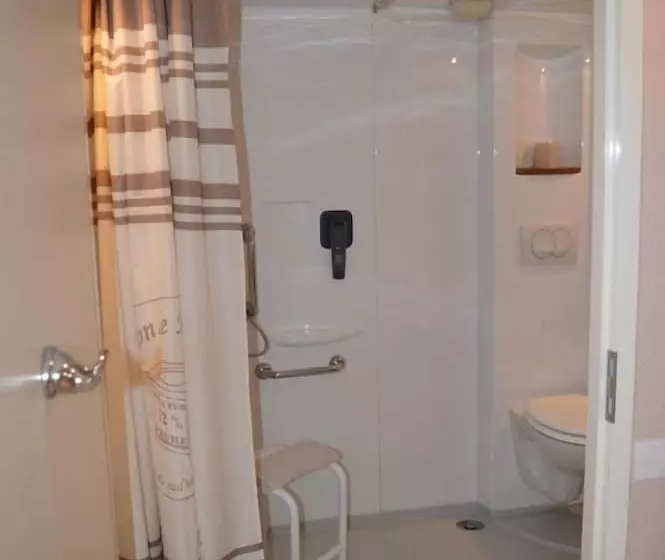 هتل Logis Bagatelle 51530 Dizy