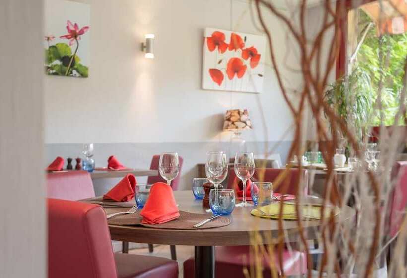 ホテル La Terrasse Fleurie, Logis, Hôtel Et Restaurant