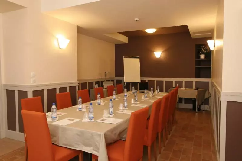 فندق Logis Le Relais De Fusies