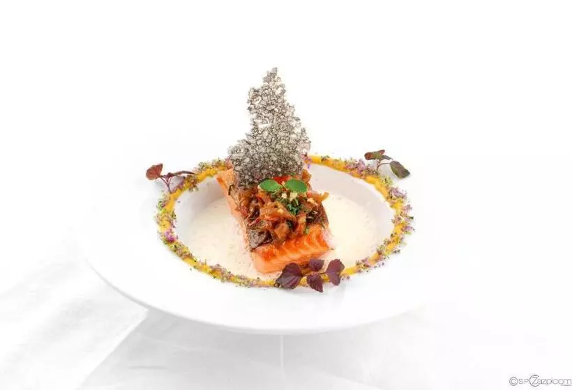 ホテル Restaurant Du Fronton