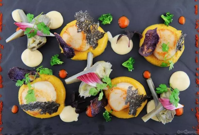 ホテル Restaurant Du Fronton