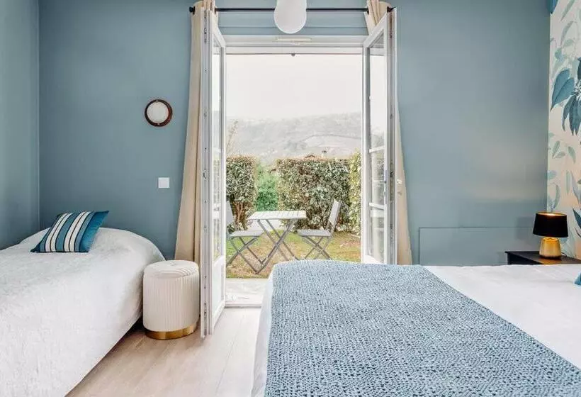 ホテル Restaurant Du Fronton