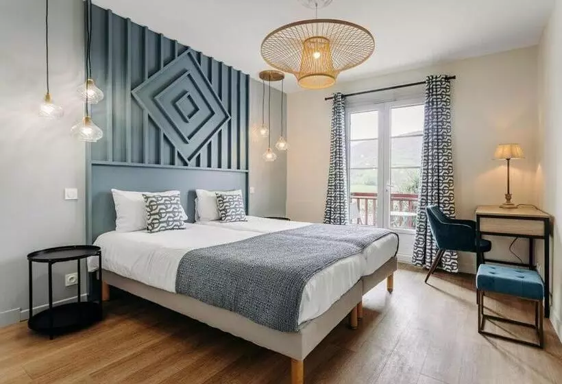 ホテル Restaurant Du Fronton