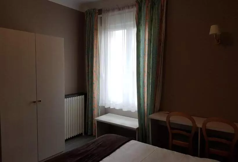 Отель Restaurant La Sirène