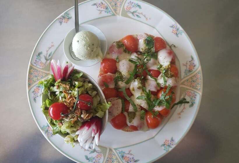 בית מלון כפרי Restaurant Le Traineau