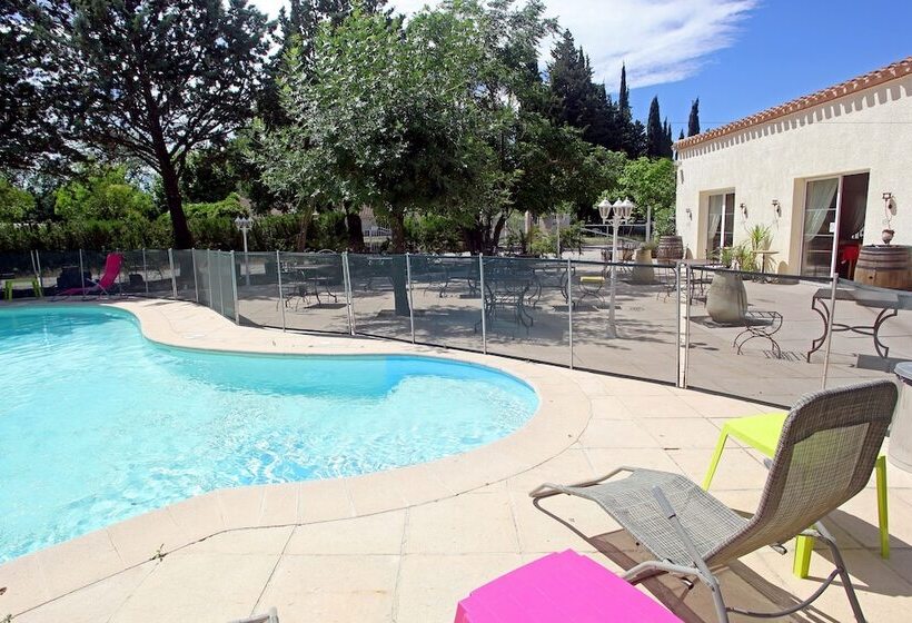 Logis Hotel Le Vieux Moulin