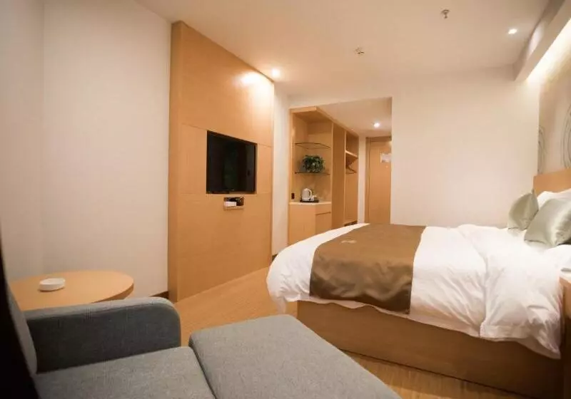 ホテル Greentree Innzhangjiakou High Speed Railway Station Business