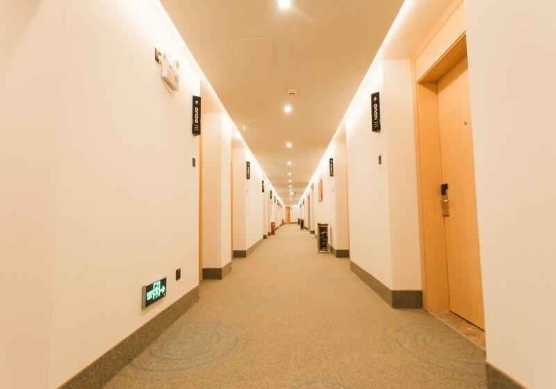 Hotel Greentree Innzhangjiakou High Speed Railway Station Business