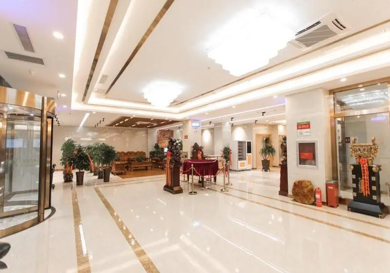 ホテル Greentree Innzhangjiakou High Speed Railway Station Business