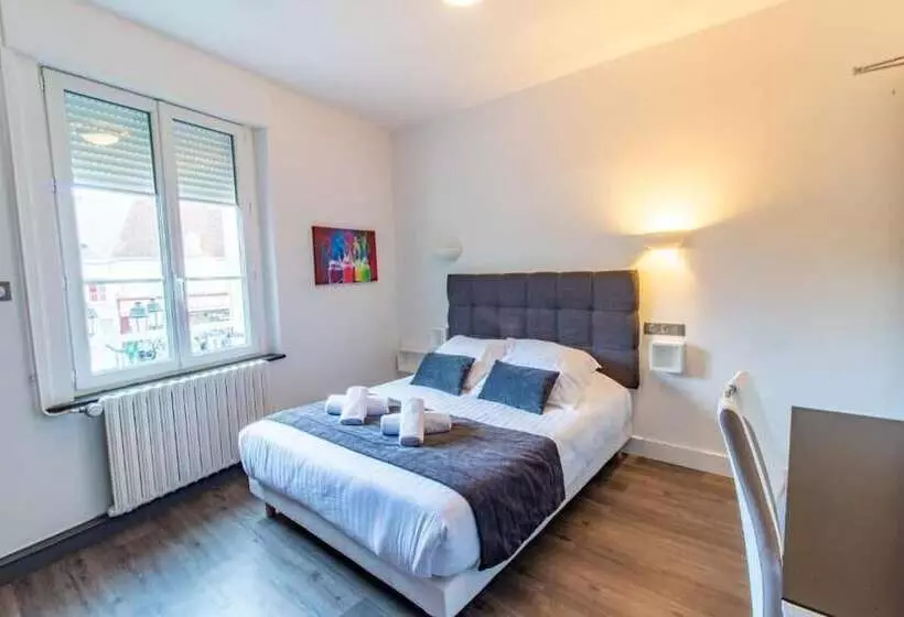 ホテル Au Sauvage