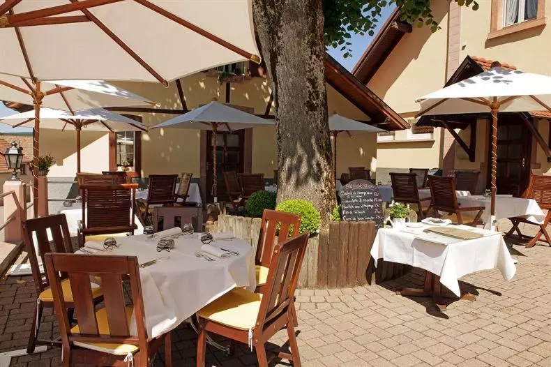 فندق Restaurant Auberge Metzger