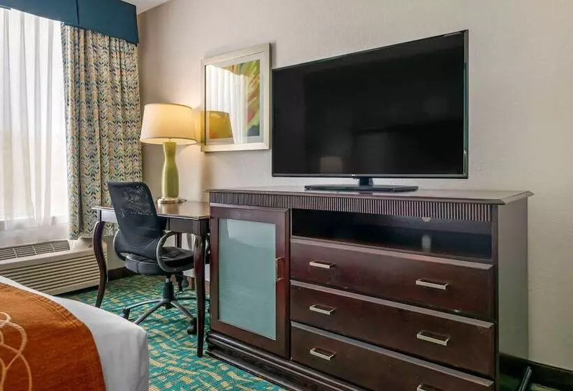 호텔 Comfort Inn & Suites Fort Lauderdale West Turnpike