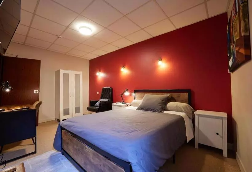 ホテル De La Paix