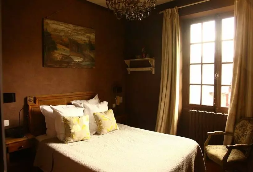 호텔 De L'abbaye De Longpont