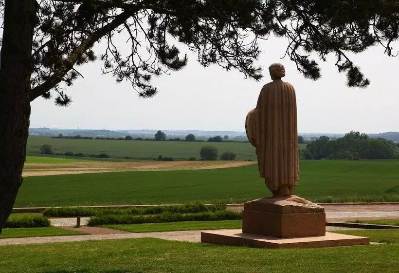 호텔 De L'abbaye De Longpont