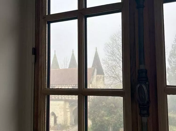 호텔 De L'abbaye De Longpont