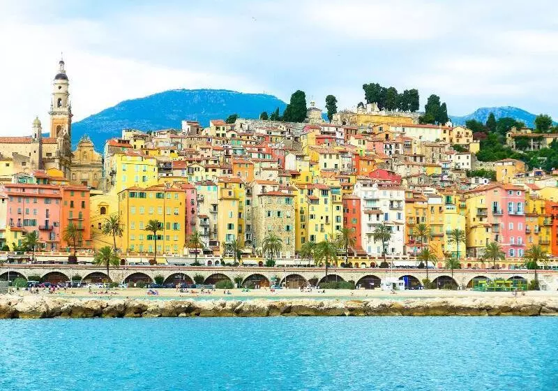 Отель De Londres