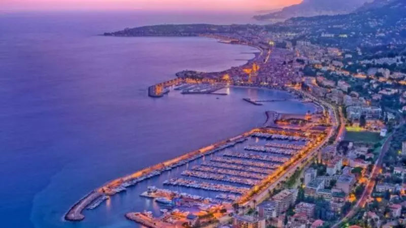 Отель De Londres