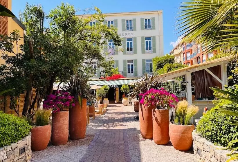 Отель De Londres