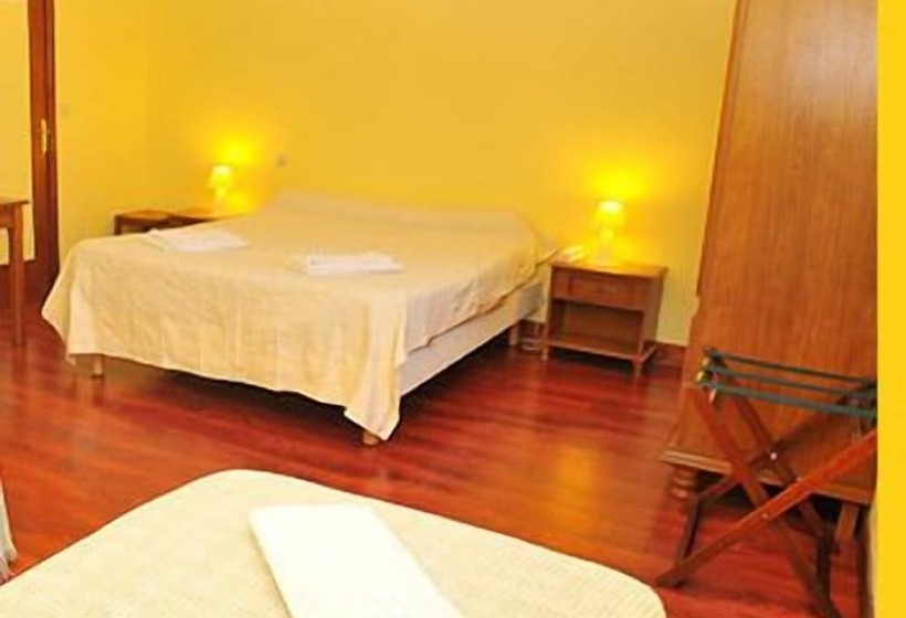 בית מלון כפרי Domaine De La Condamine