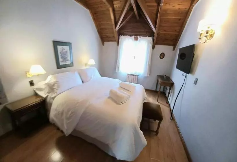 בית מלון כפרי Hosteria Las Walkirias