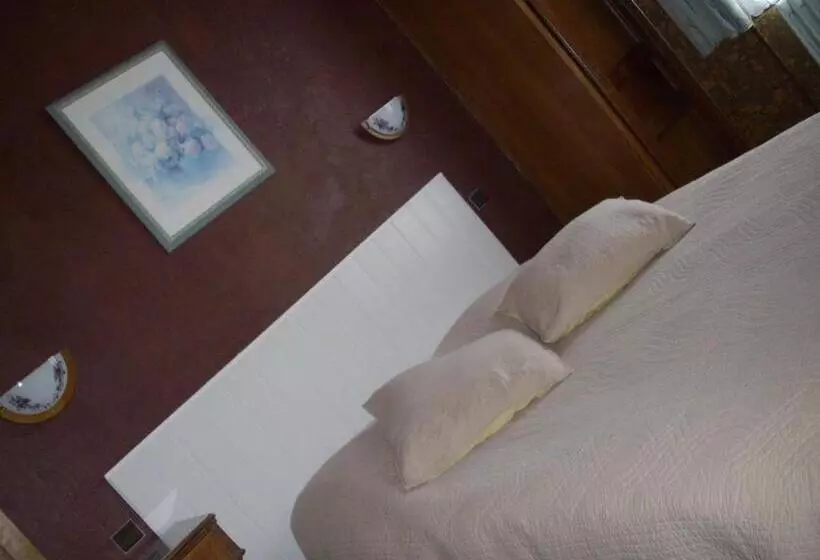 ホテル Hôtel Des Vosges