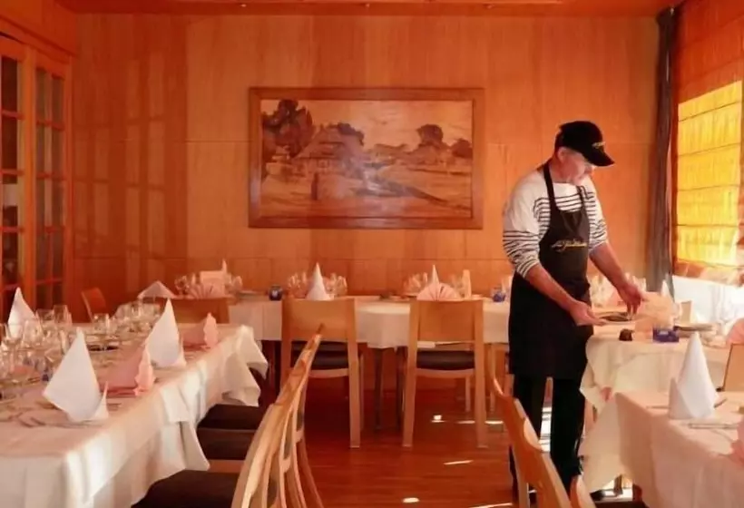 Отель La Fischhutte, The Originals Relais