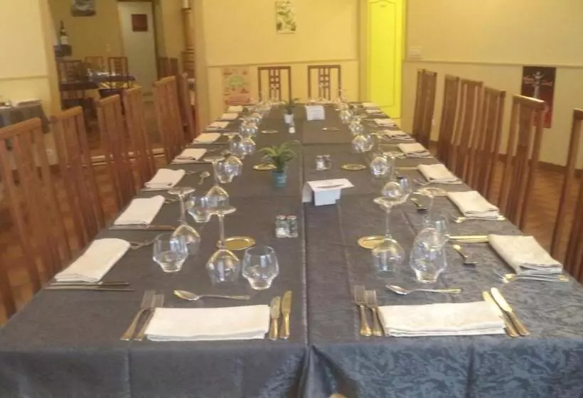 Logis Hotel Des Voyageurs