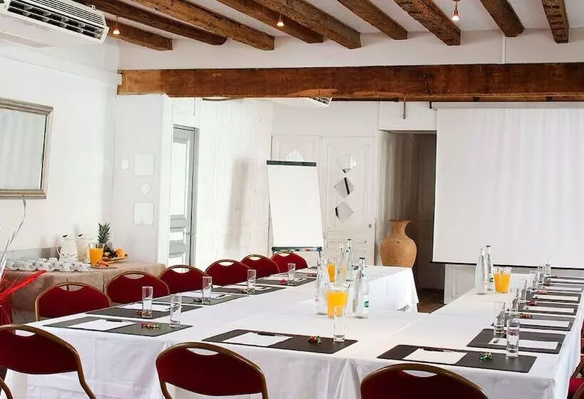 호텔 Les Clos De Chaponost