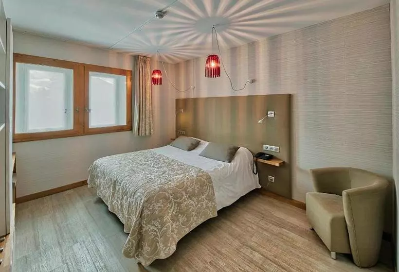 ホテル Logis Maison Gublin Auberge Du Lac