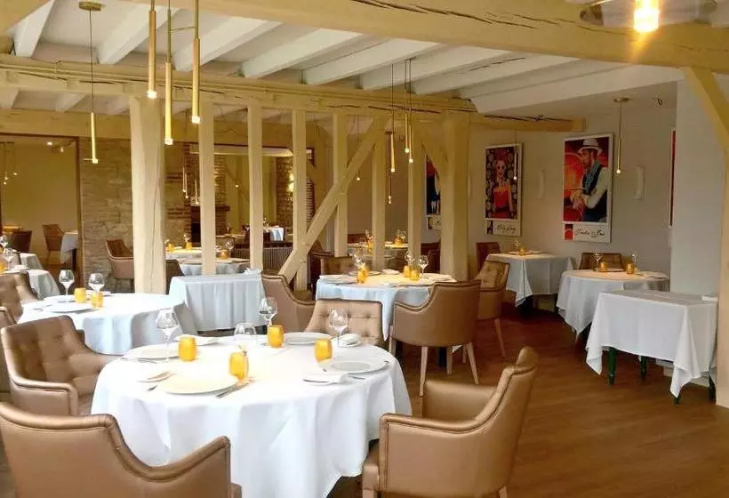 ホテル Logis Maison Gublin Auberge Du Lac