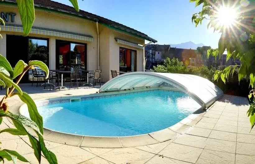 فندق Logis Murtel