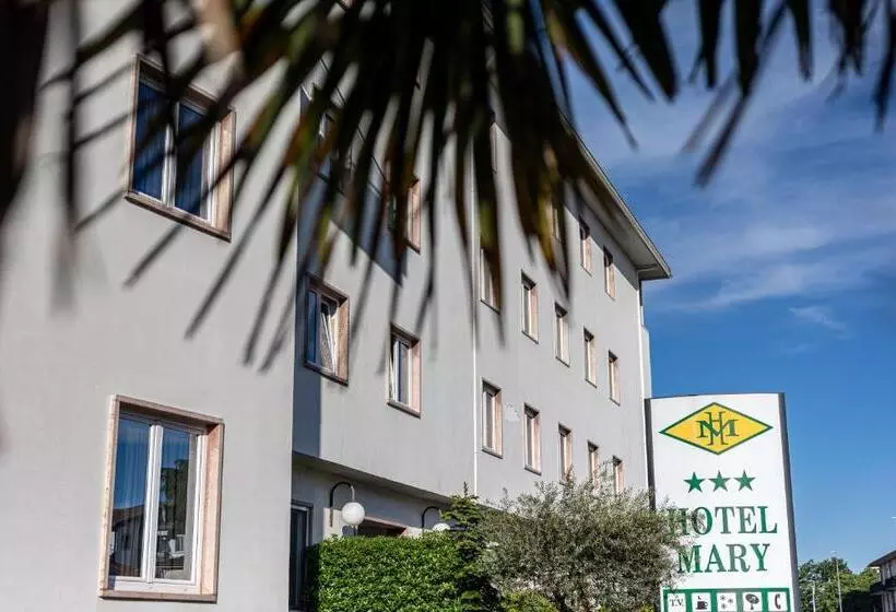 هتل Mary