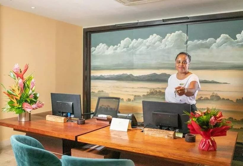 استراحتگاه Les Villas Du Lagon