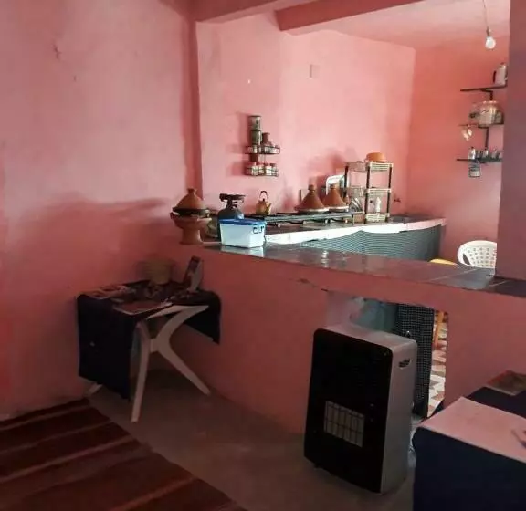 Hotelli Auberge Restaurant Les Coquelicots