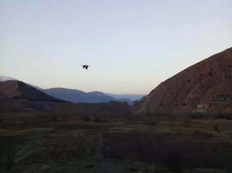 Hotelli Auberge Restaurant Les Coquelicots