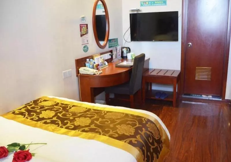 ホテル Greentree Inn Fuyang Shopping Mall