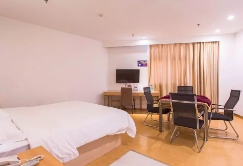 Hotelli Greentree Inn Fuzhou Gandong Bridge Express