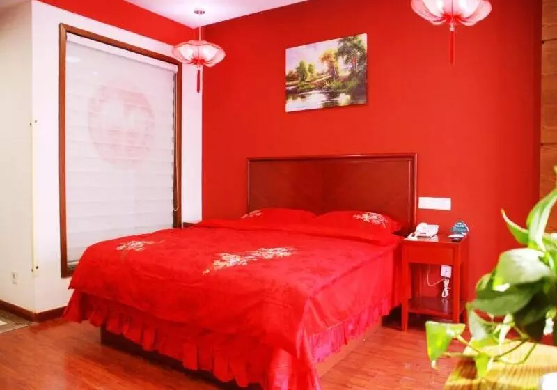 Hotelli Greentree Inn Shandong Weifang Linqu Zhanqian Road Luchuan Business