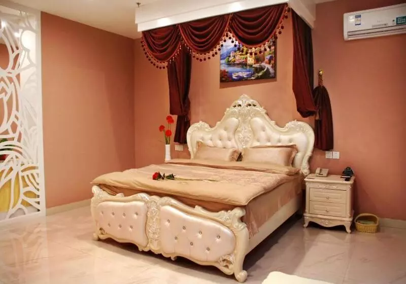 Hotelli Greentree Inn Shandong Weifang Linqu Zhanqian Road Luchuan Business