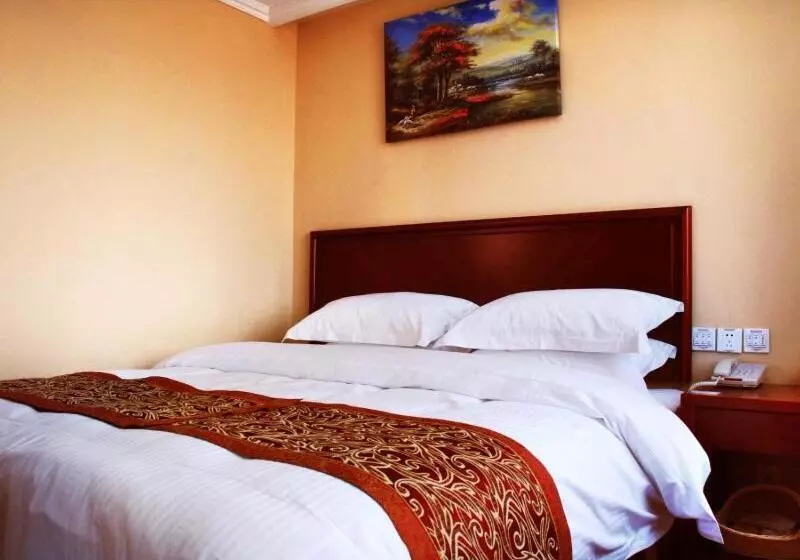 Hotelli Greentree Inn Shandong Weifang Linqu Zhanqian Road Luchuan Business