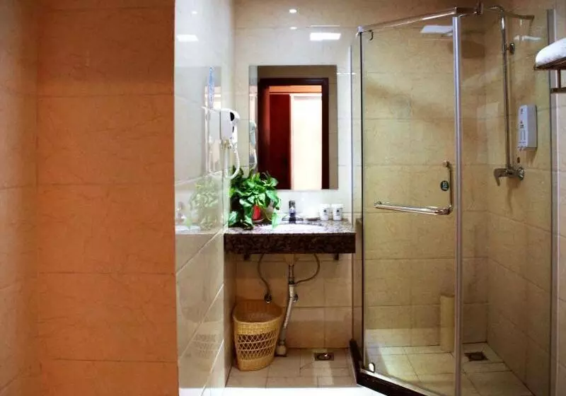 Hotelli Greentree Inn Shandong Weifang Linqu Zhanqian Road Luchuan Business