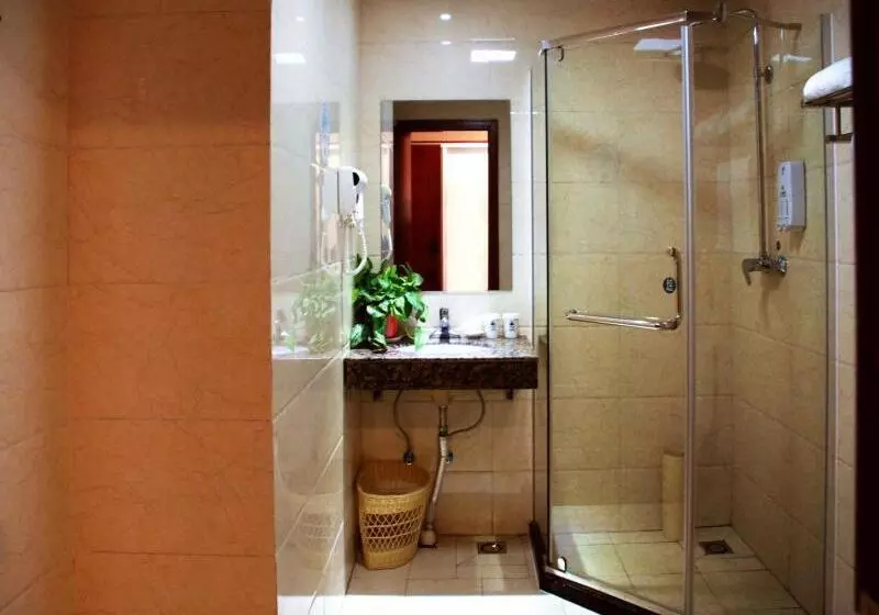 Hotelli Greentree Inn Shandong Weifang Linqu Zhanqian Road Luchuan Business