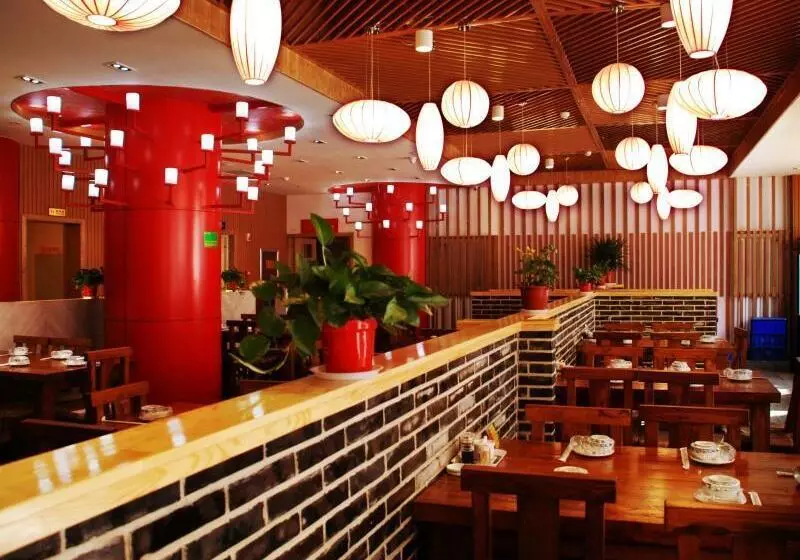 Hotelli Greentree Inn Shandong Weifang Linqu Zhanqian Road Luchuan Business